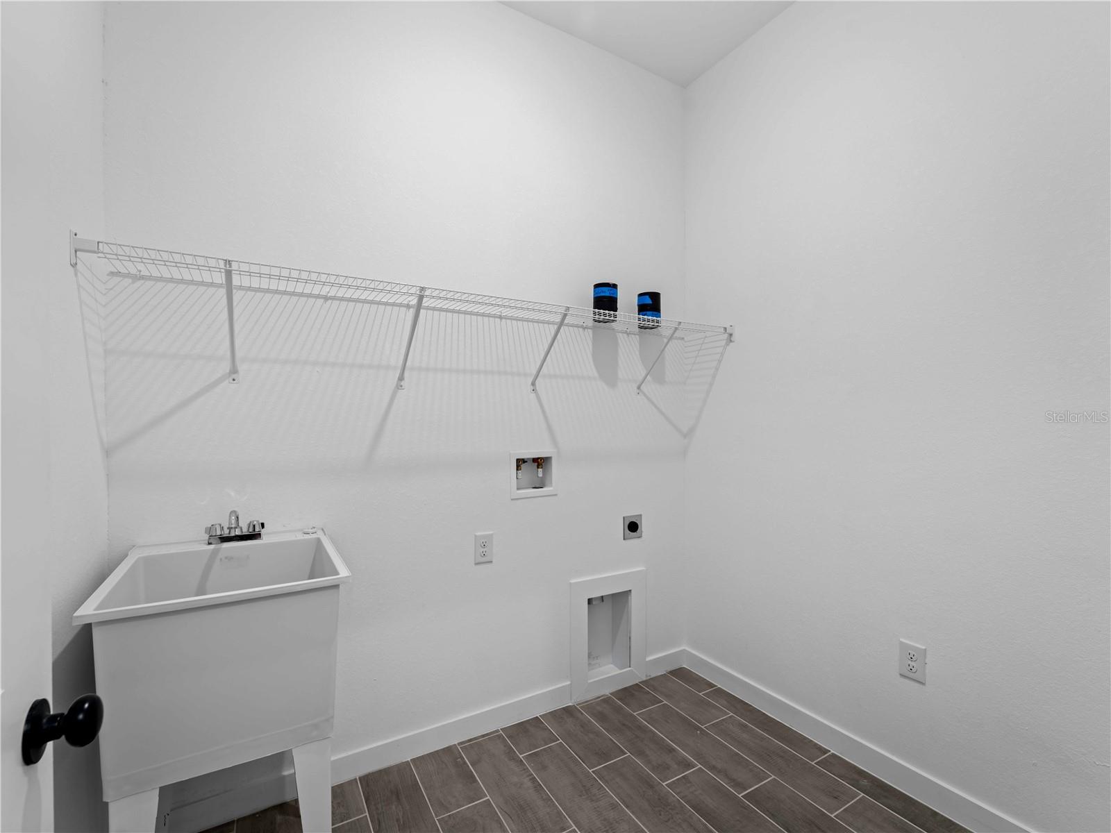 4081 Felhorn St Property Photo 33
