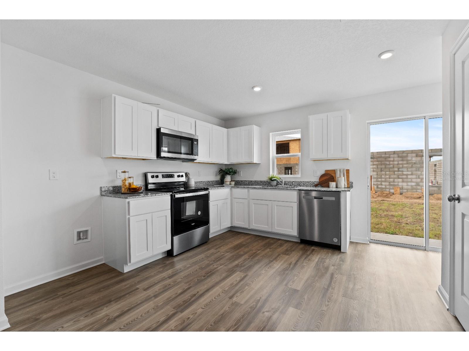 2211 Majestic Span Ave Property Photo 11