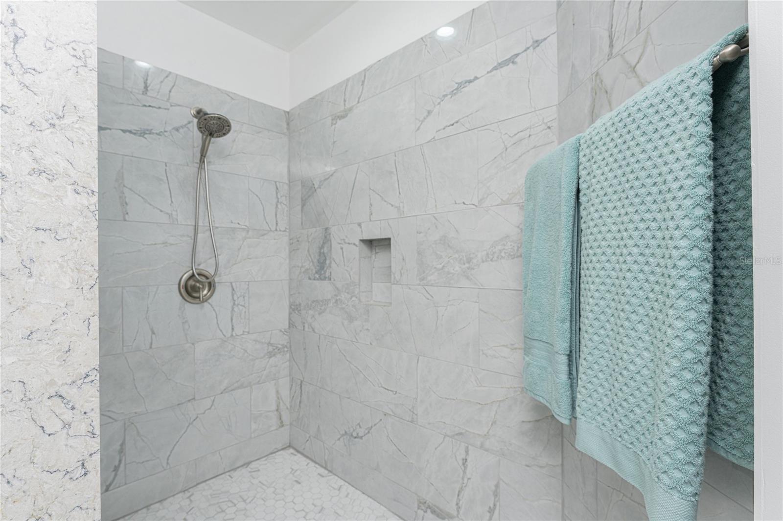 85 Vivante Blvd #8534 Property Photo 40