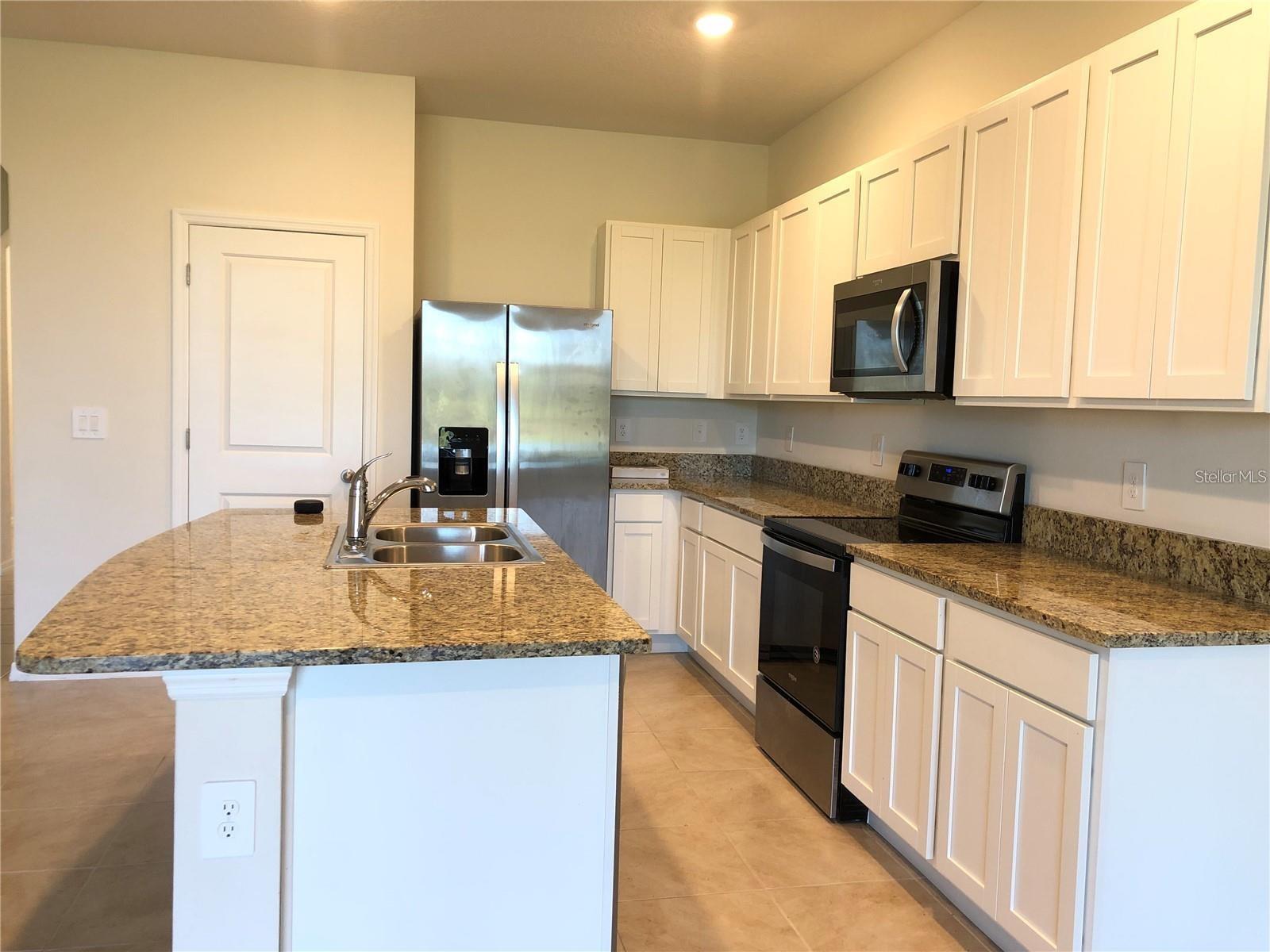 8617 Milestone Dr Property Photo 2