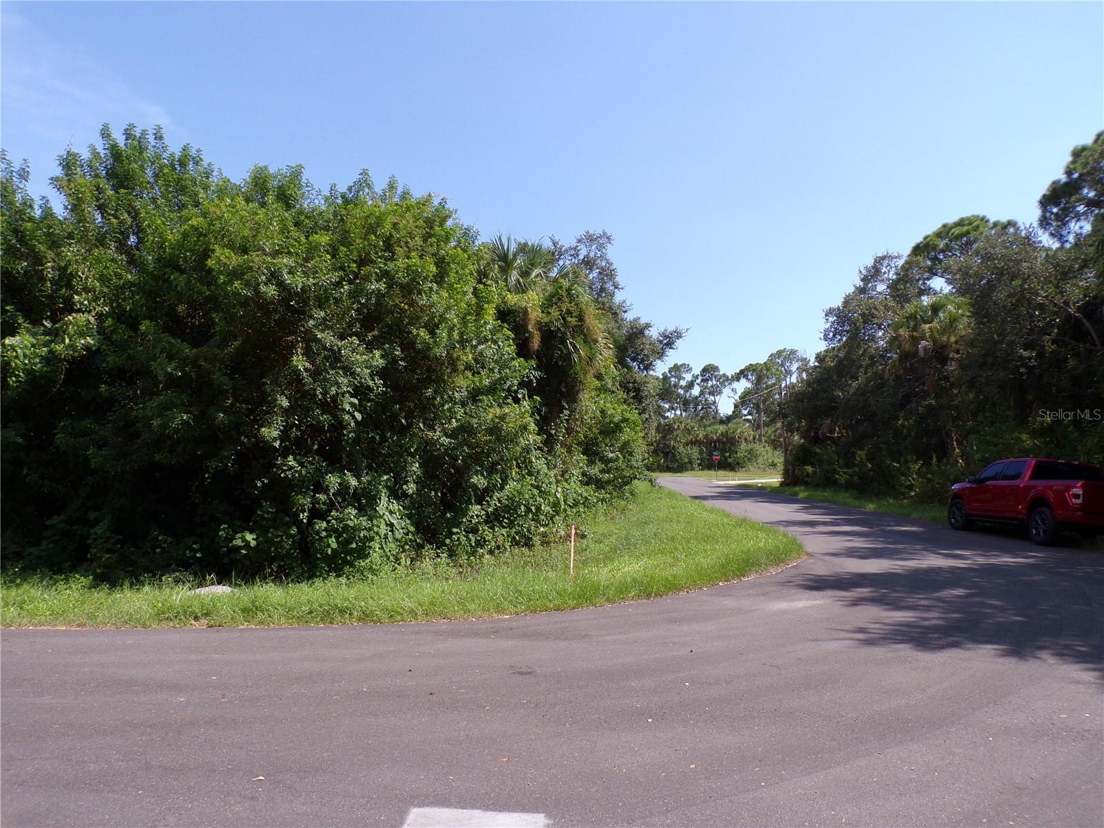 18249 Eblis Ave Property Photo 6