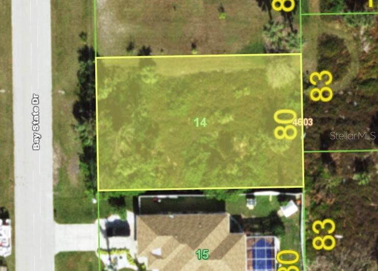 10086 Bay State Dr Property Photo 2