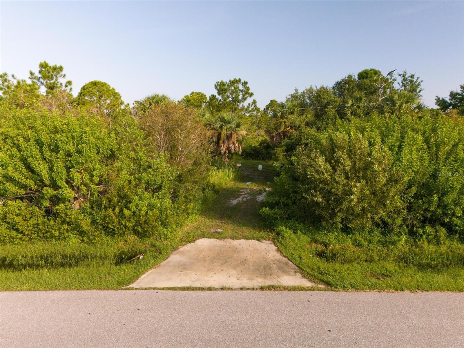 2925 Vance Ter Property Photo 8