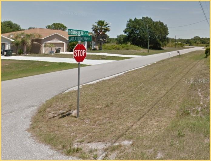 Laratonda Rd Property Photo 5