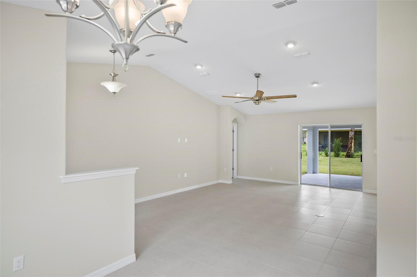 63 Renshaw Dr Property Photo 16