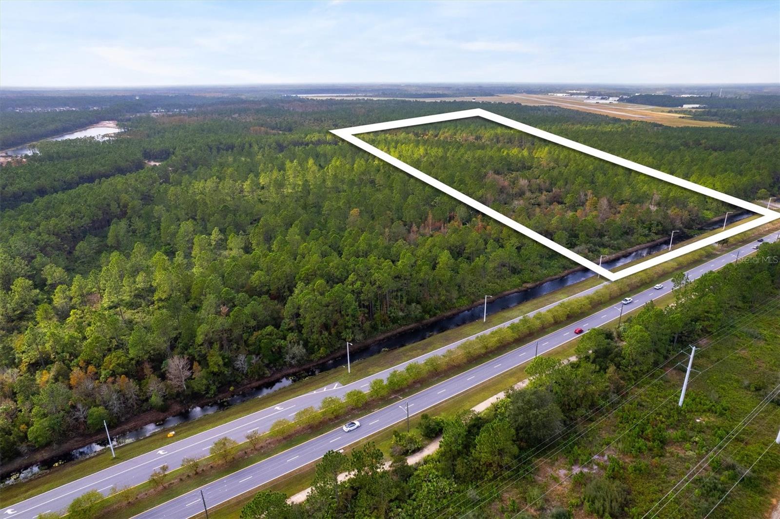 3699 Seminole Woods Blvd Property Photo 4