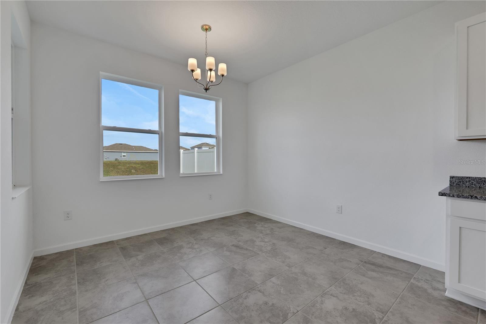 302 Bottle Brush Dr Property Photo 23