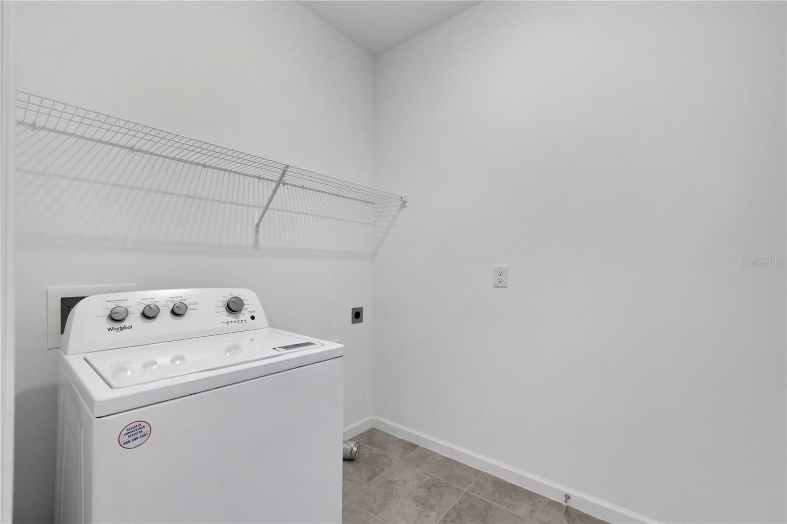 302 Bottle Brush Dr Property Photo 28