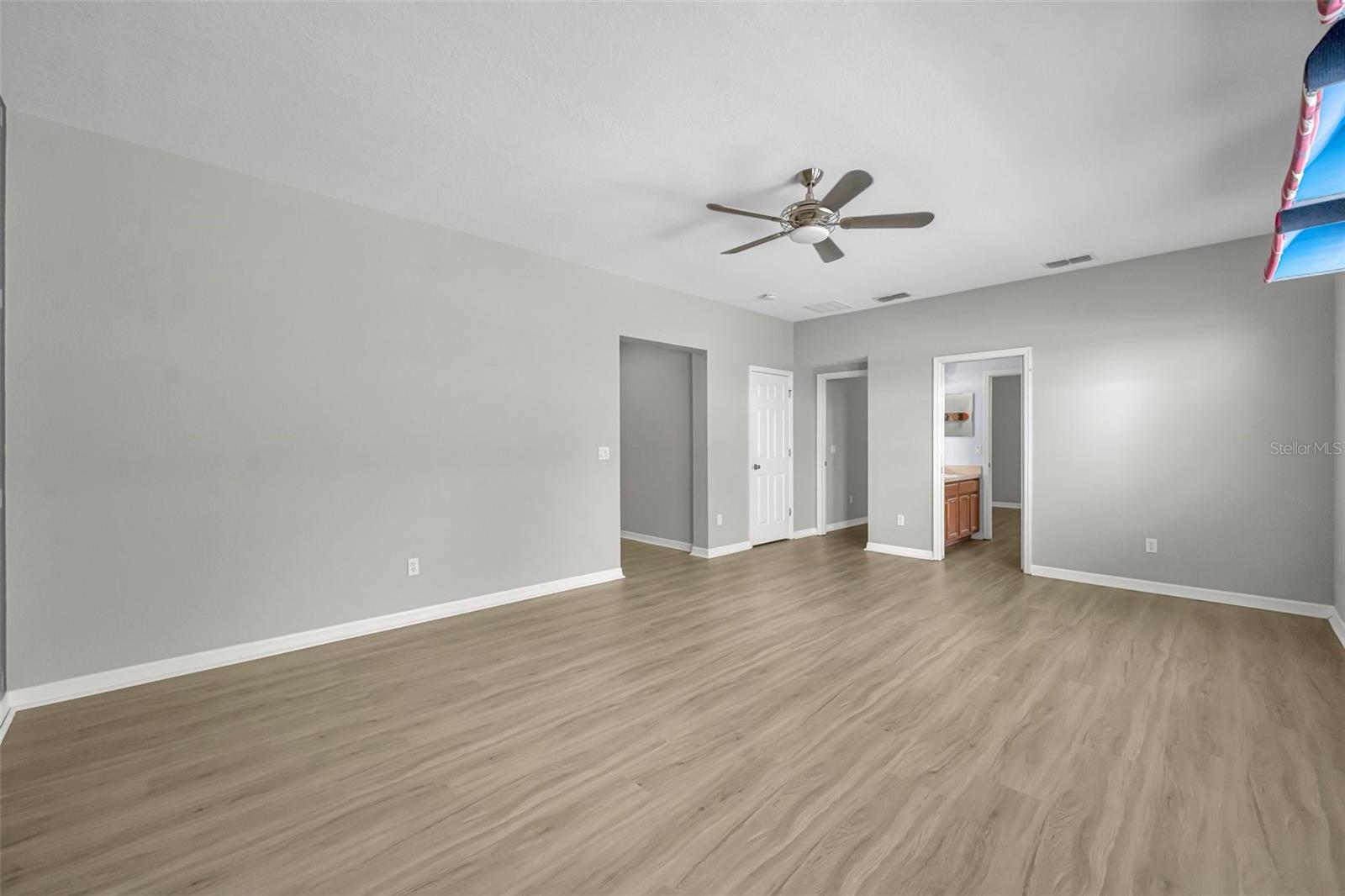 573 Juniper Springs Dr Property Photo 39