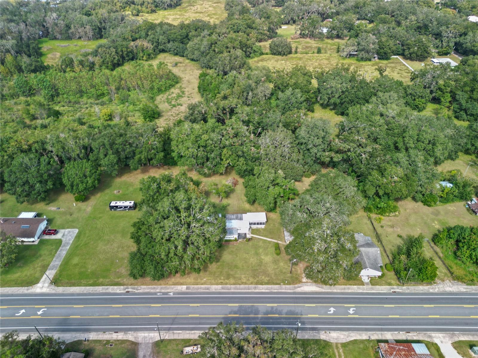 3696 E C-466 Property Photo 11