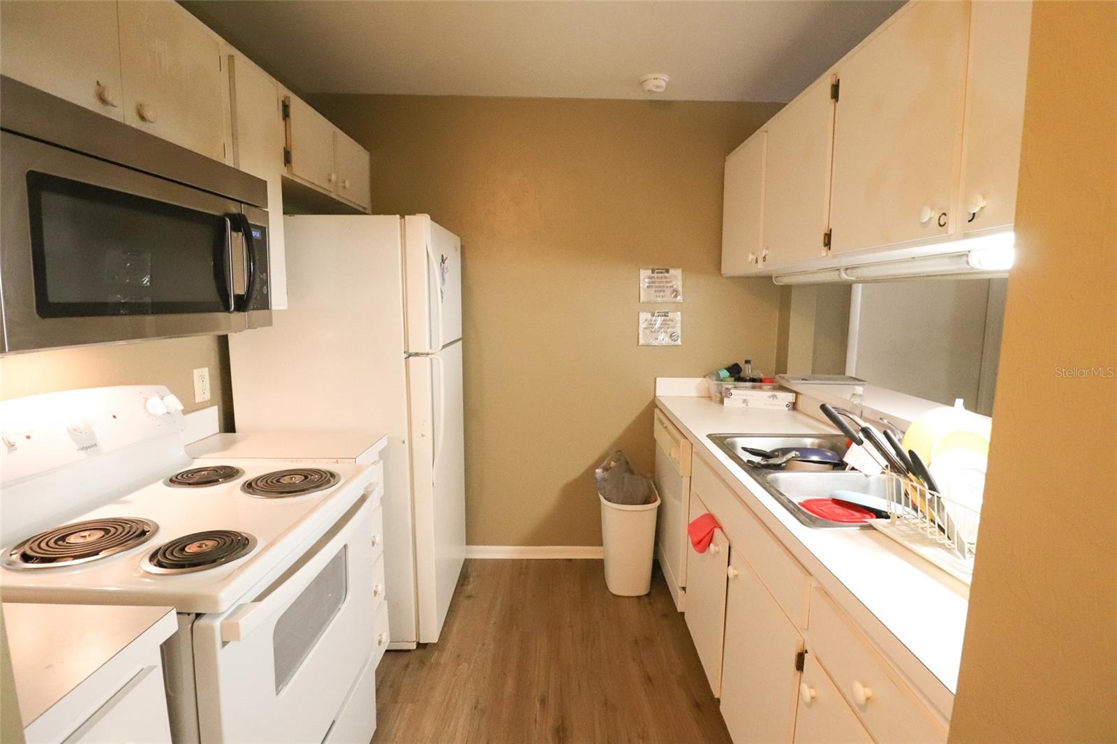 4000 Sw 23rd St #5-307 Room C Property Photo 9