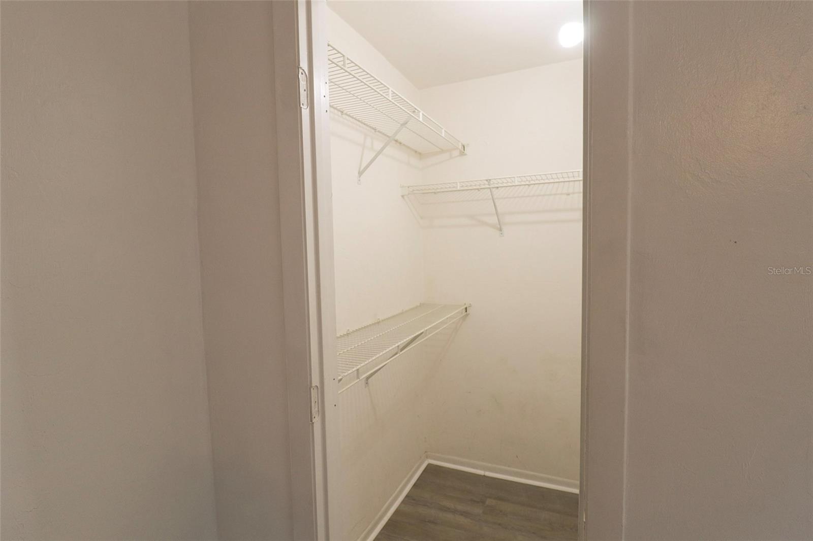 4000 Sw 23rd St #5-307 Room C Property Photo 16