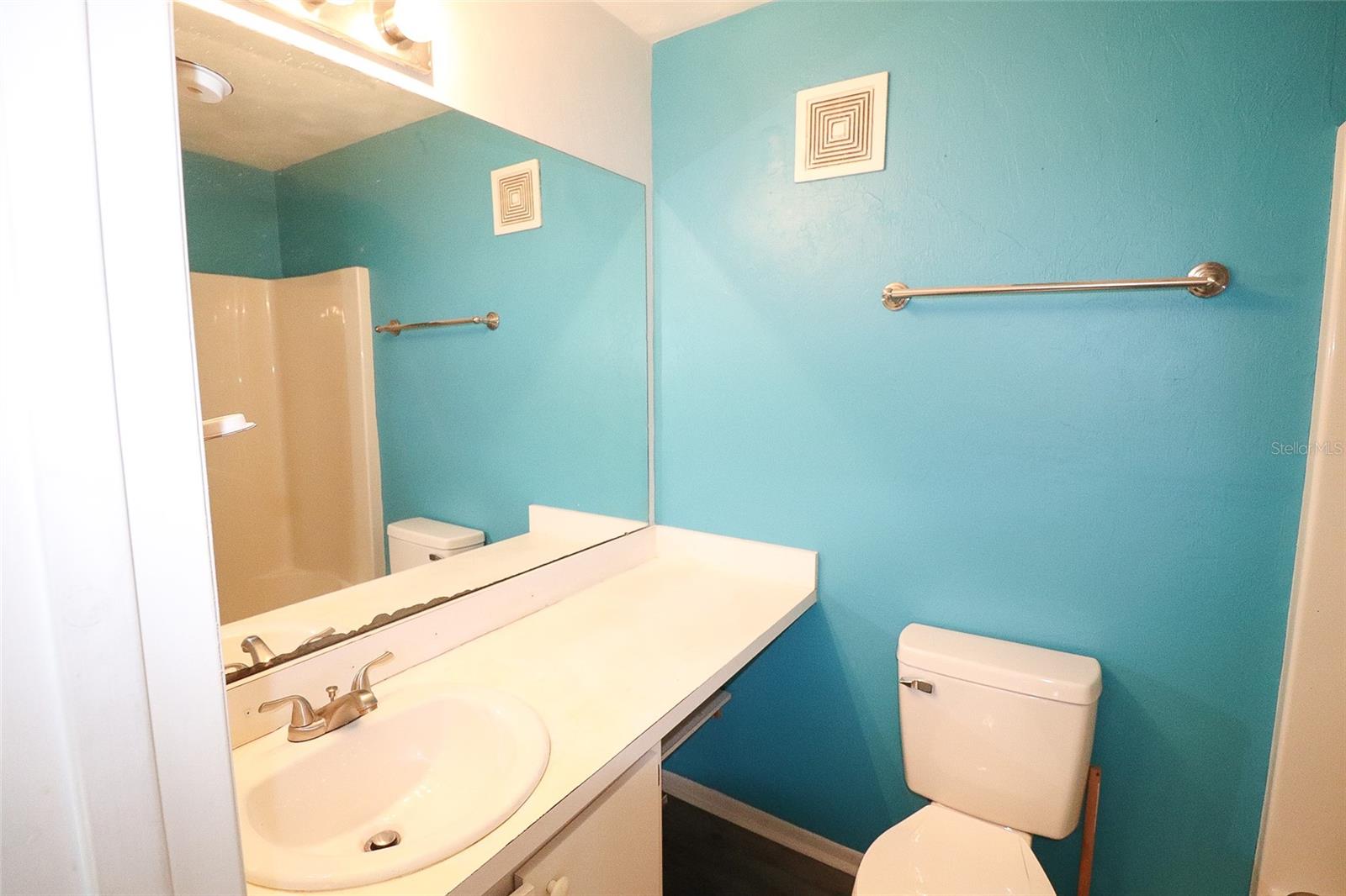 4000 Sw 23rd St #5-307 Room C Property Photo 17