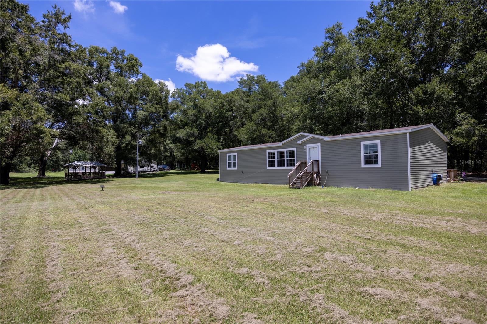 261 Sw Beyond Ct Property Photo 8