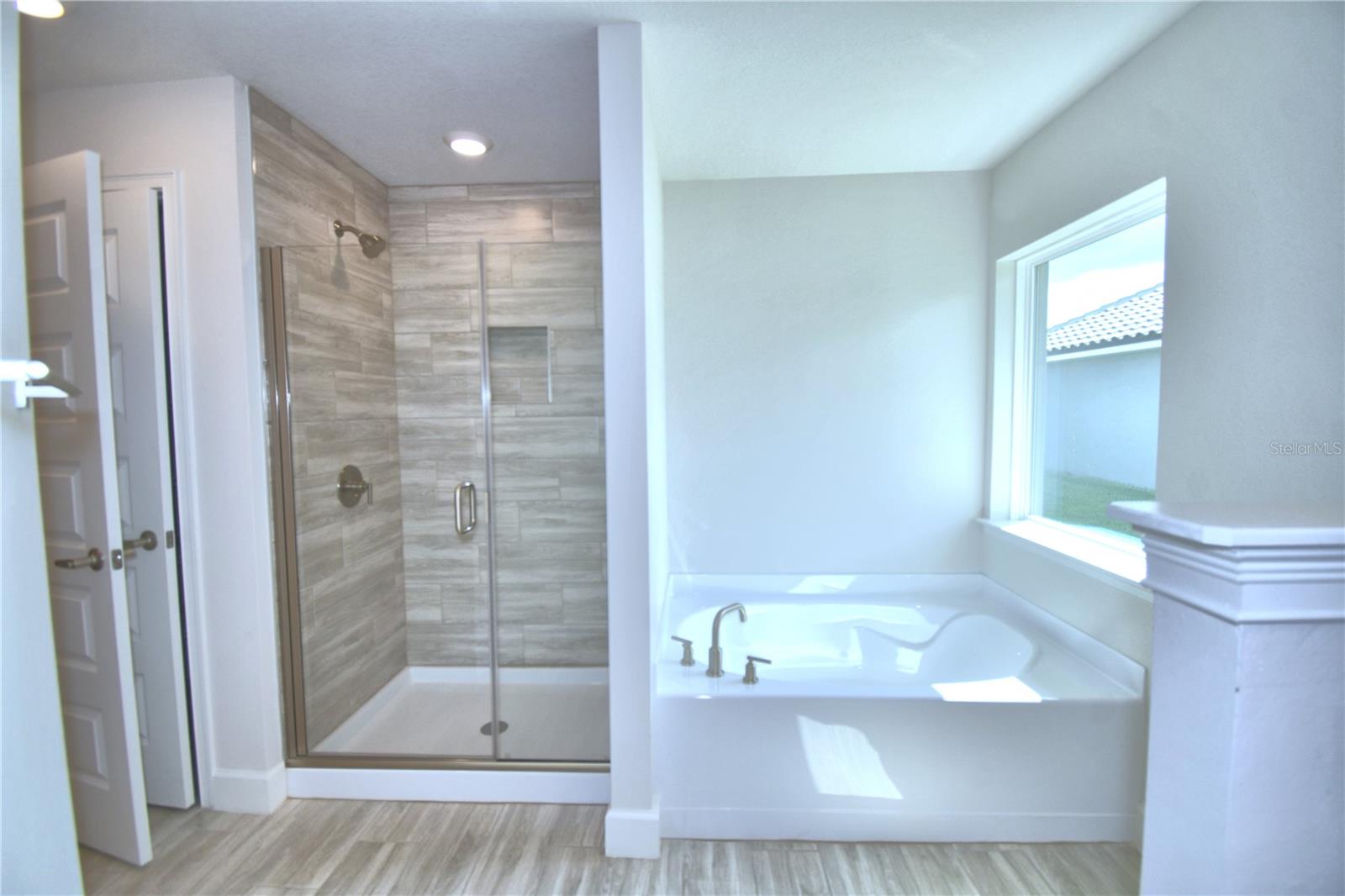 4926 Vue Delac Pass Property Photo 20