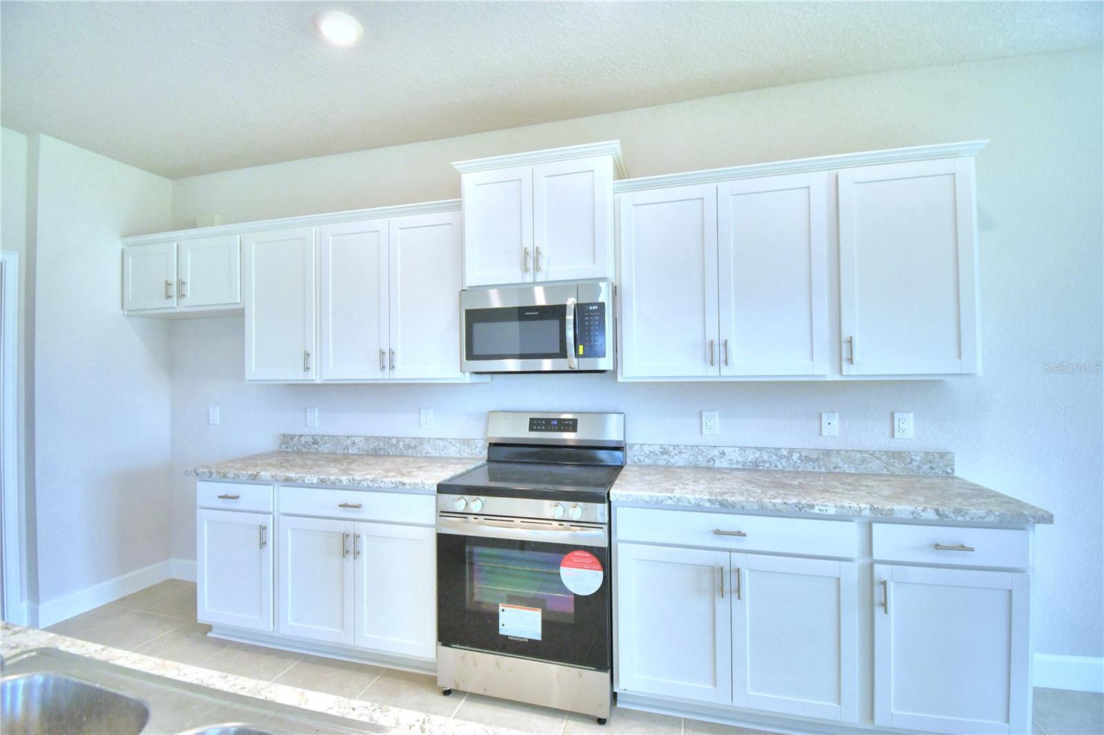 1492 Leamington Ln Property Photo 12