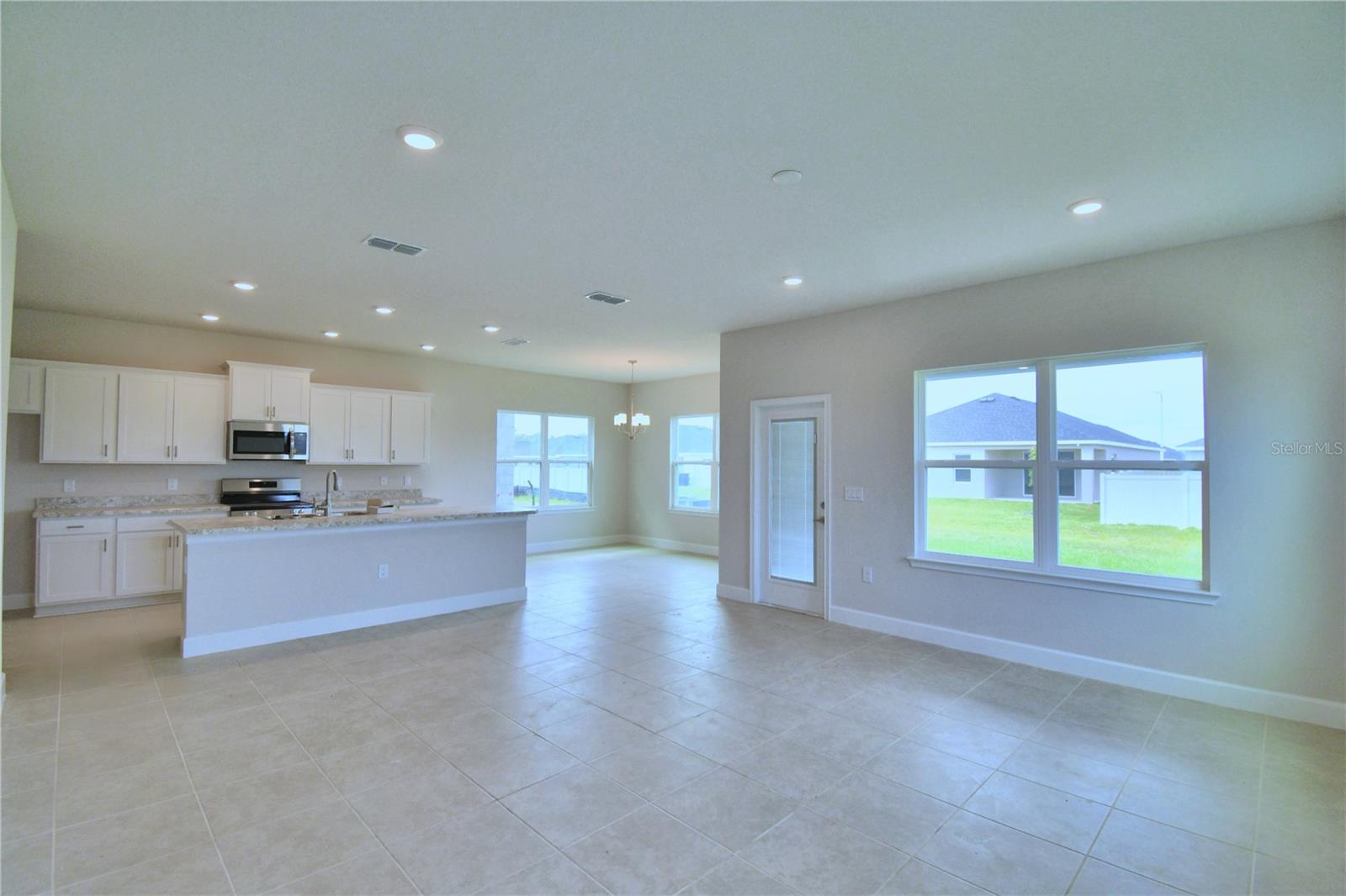 1492 Leamington Ln Property Photo 16