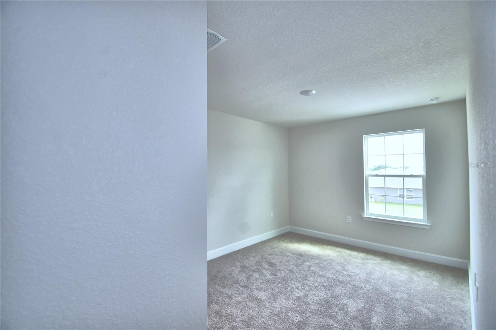 1492 Leamington Ln Property Photo 20