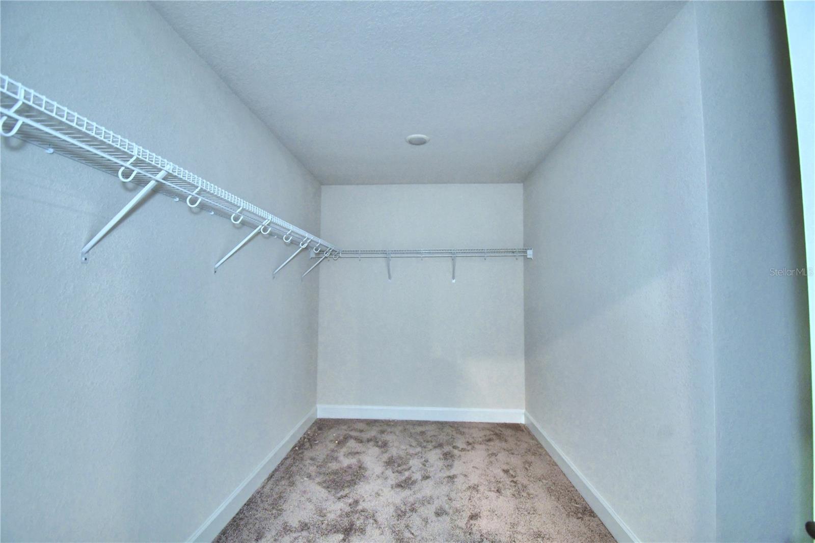 1492 Leamington Ln Property Photo 33