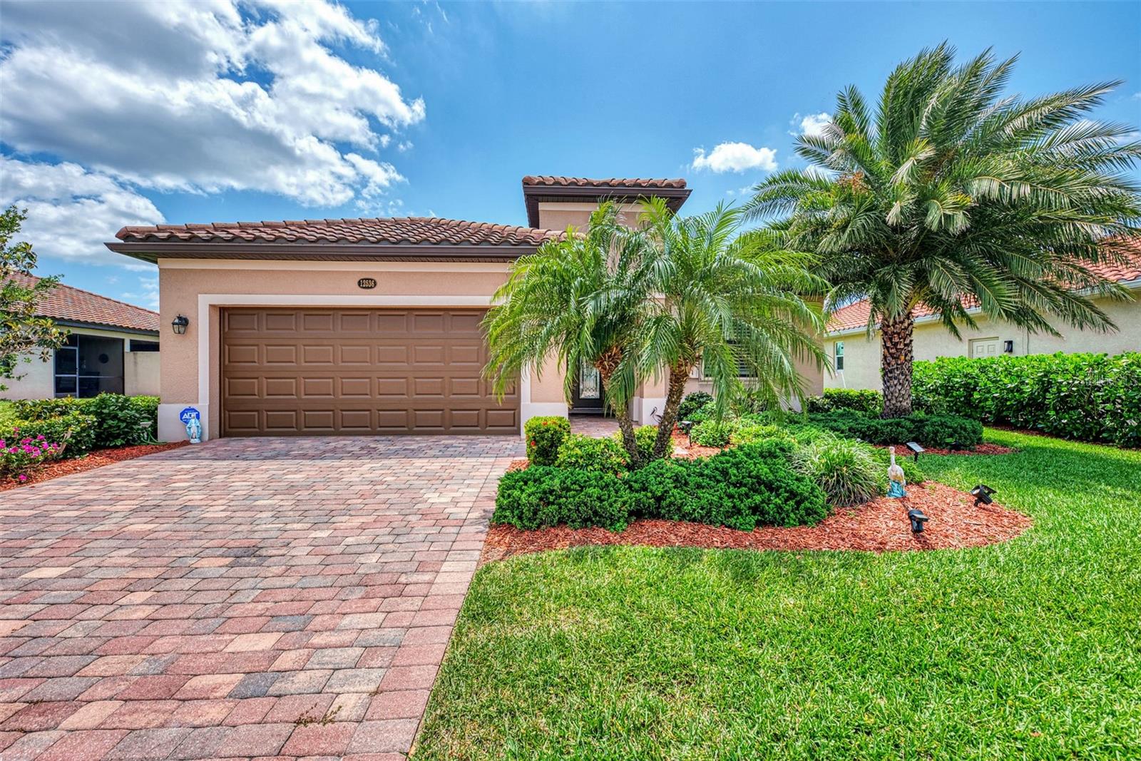 12536 Felice Dr Property Photo 8