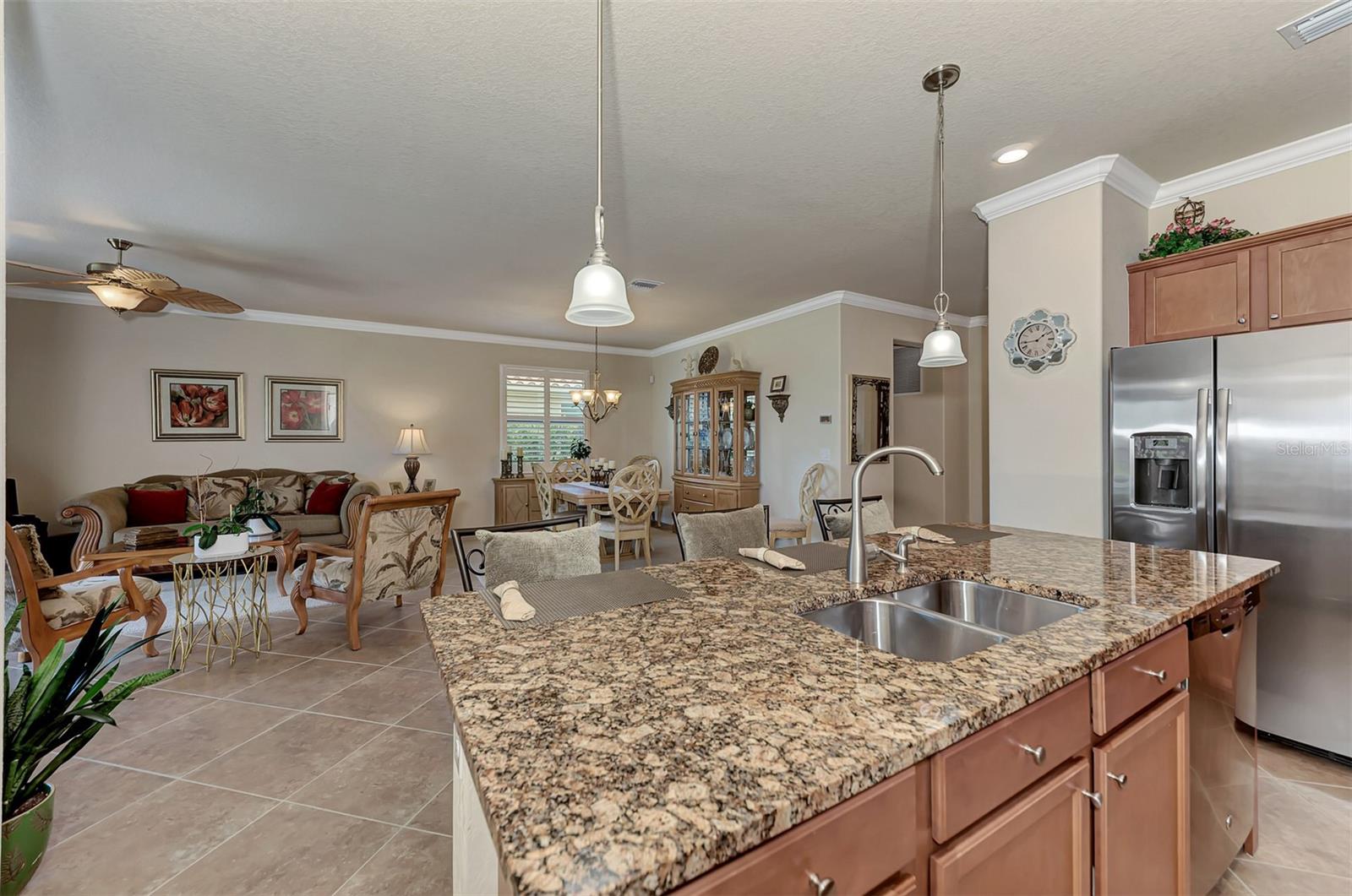 12536 Felice Dr Property Photo 27