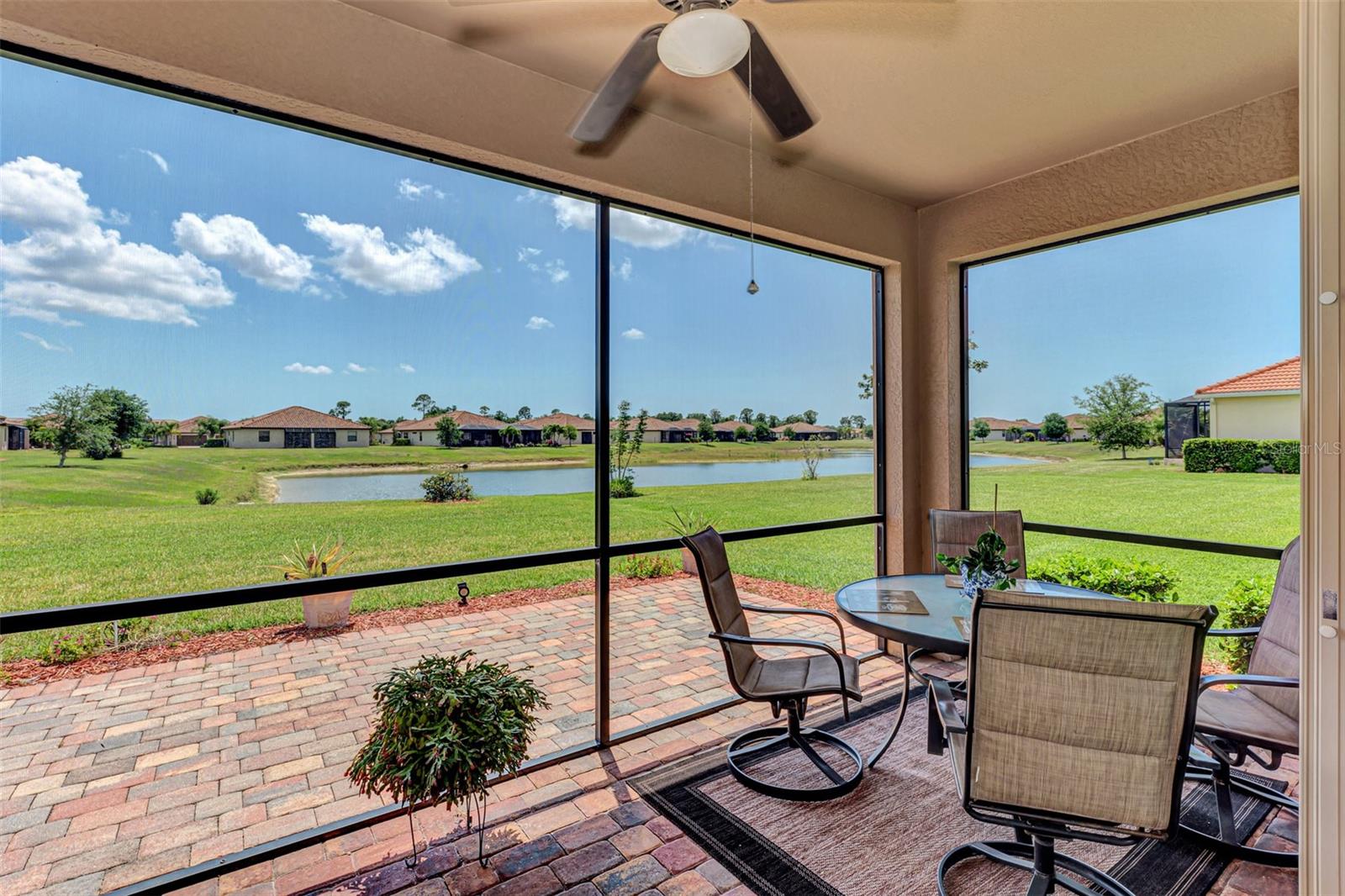 12536 Felice Dr Property Photo 43