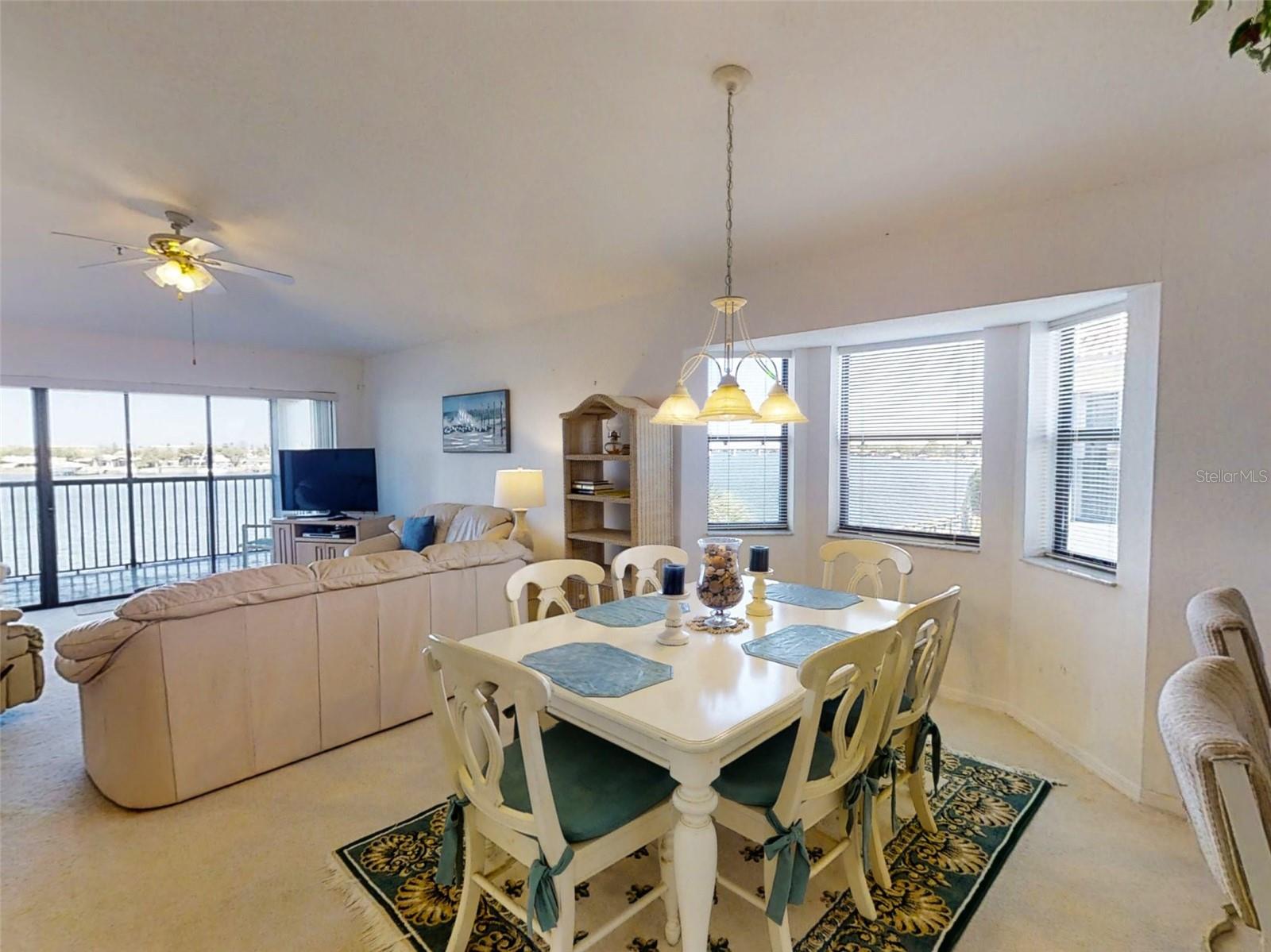 448 Bouchelle Dr #305 Property Photo 11