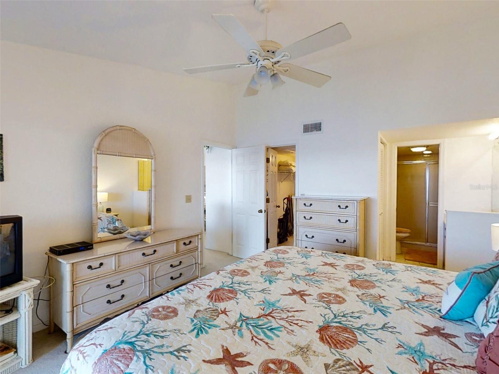 448 Bouchelle Dr #305 Property Photo 19