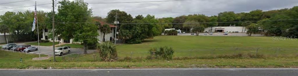 7725 N Orange Blossom Trl Property Photo 2