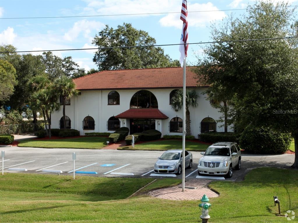 7725 N Orange Blossom Trl Property Photo 4
