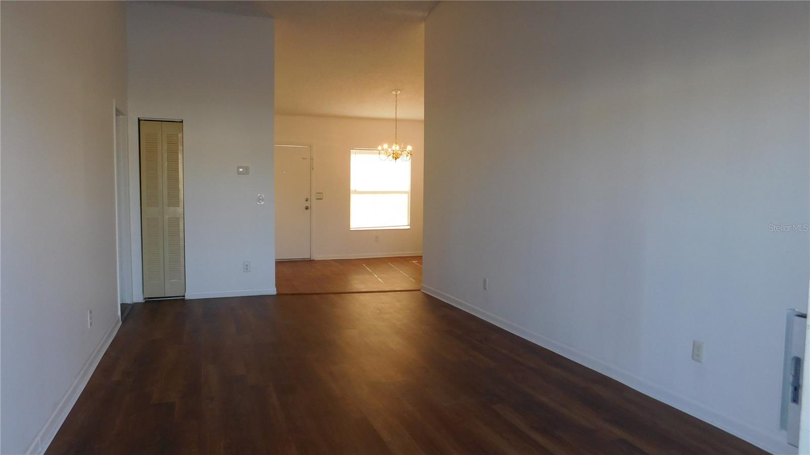 2540 Woodgate Blvd #204 Property Photo 3