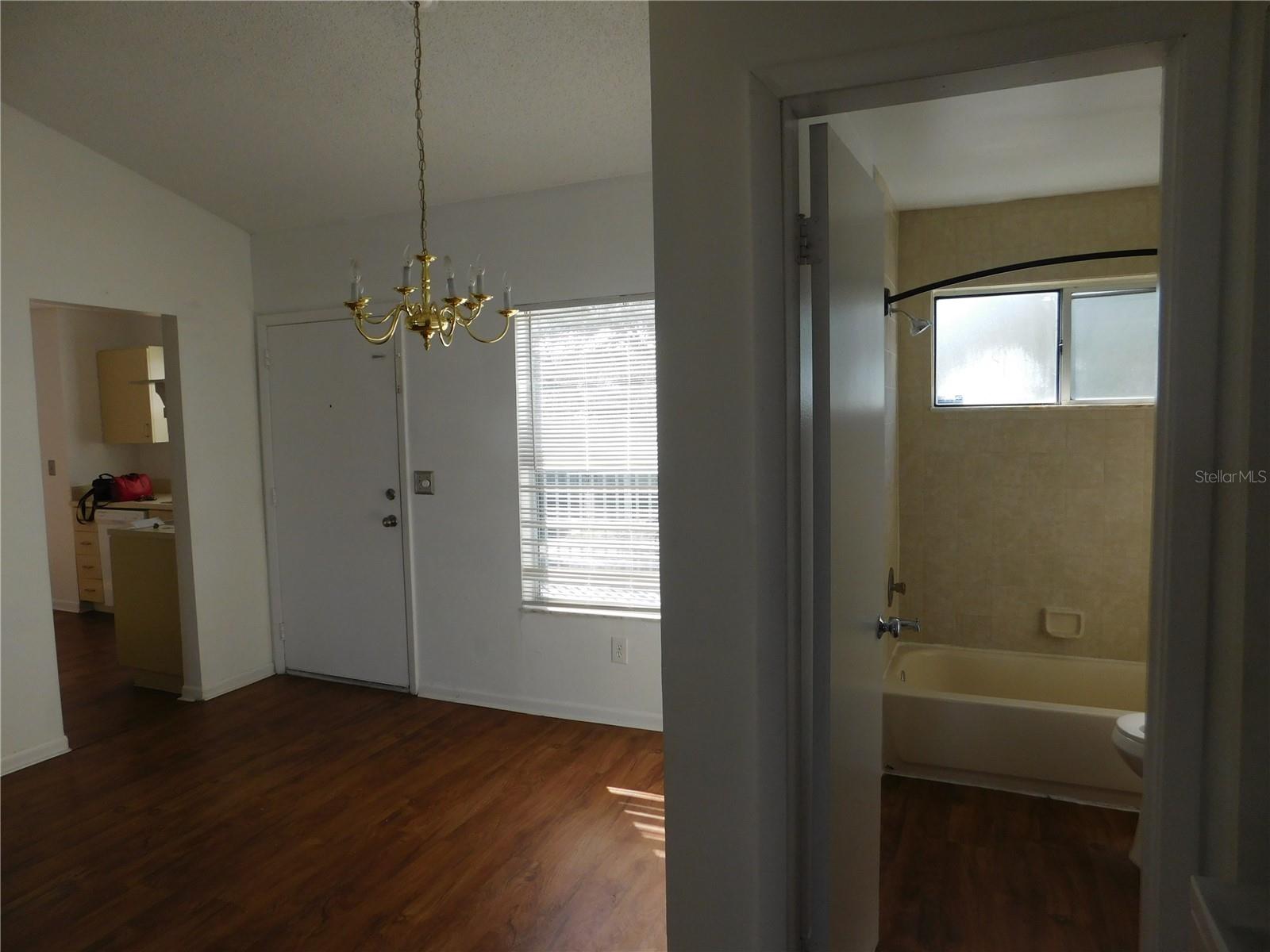 2540 Woodgate Blvd #204 Property Photo 7