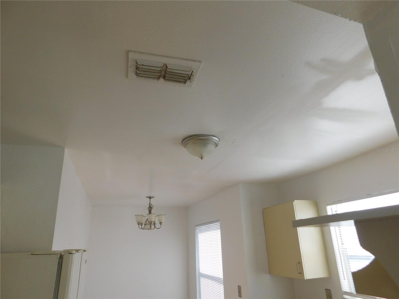 2540 Woodgate Blvd #204 Property Photo 18