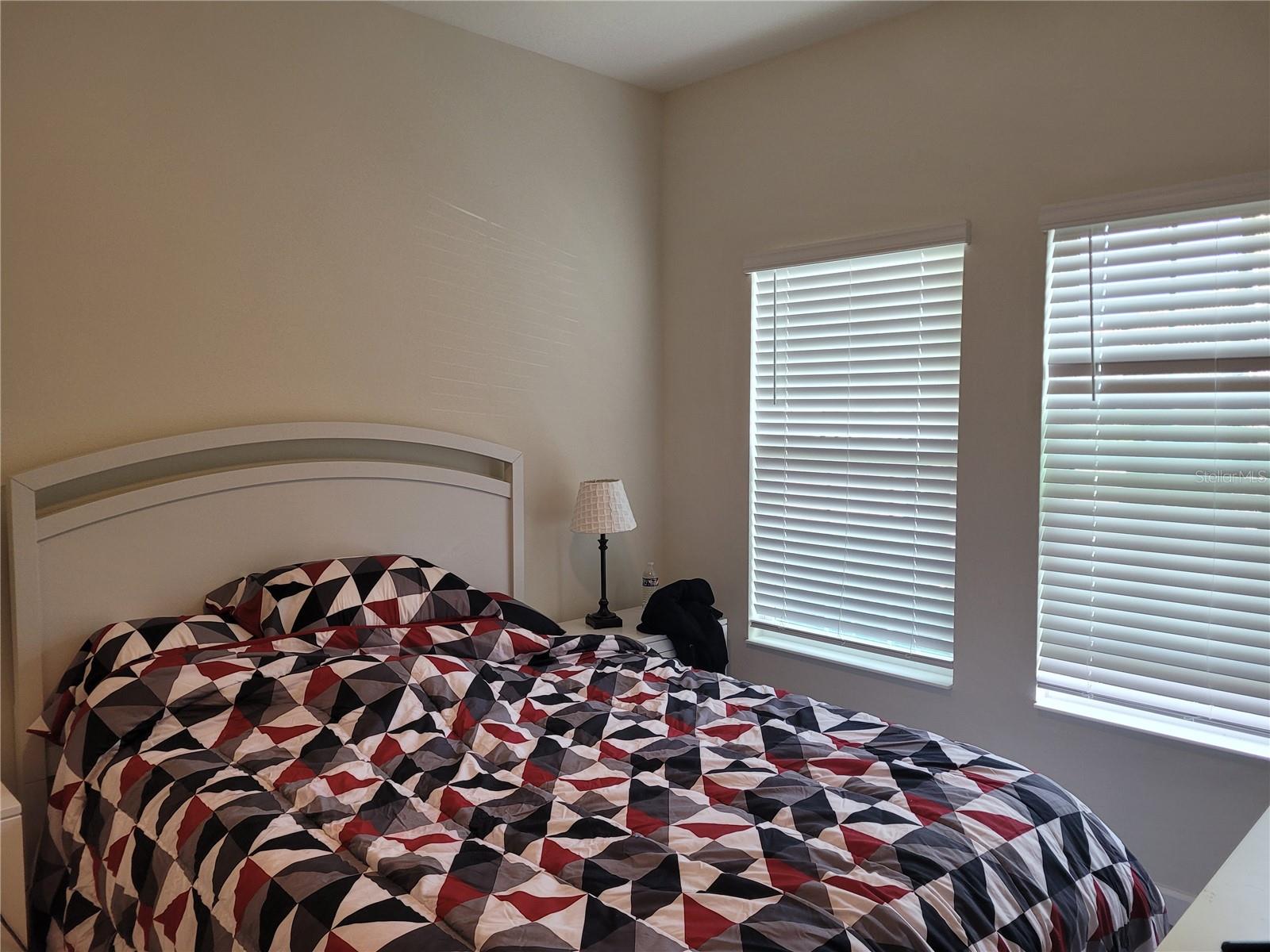 1054 Quaker Ridge Ln Property Photo 12