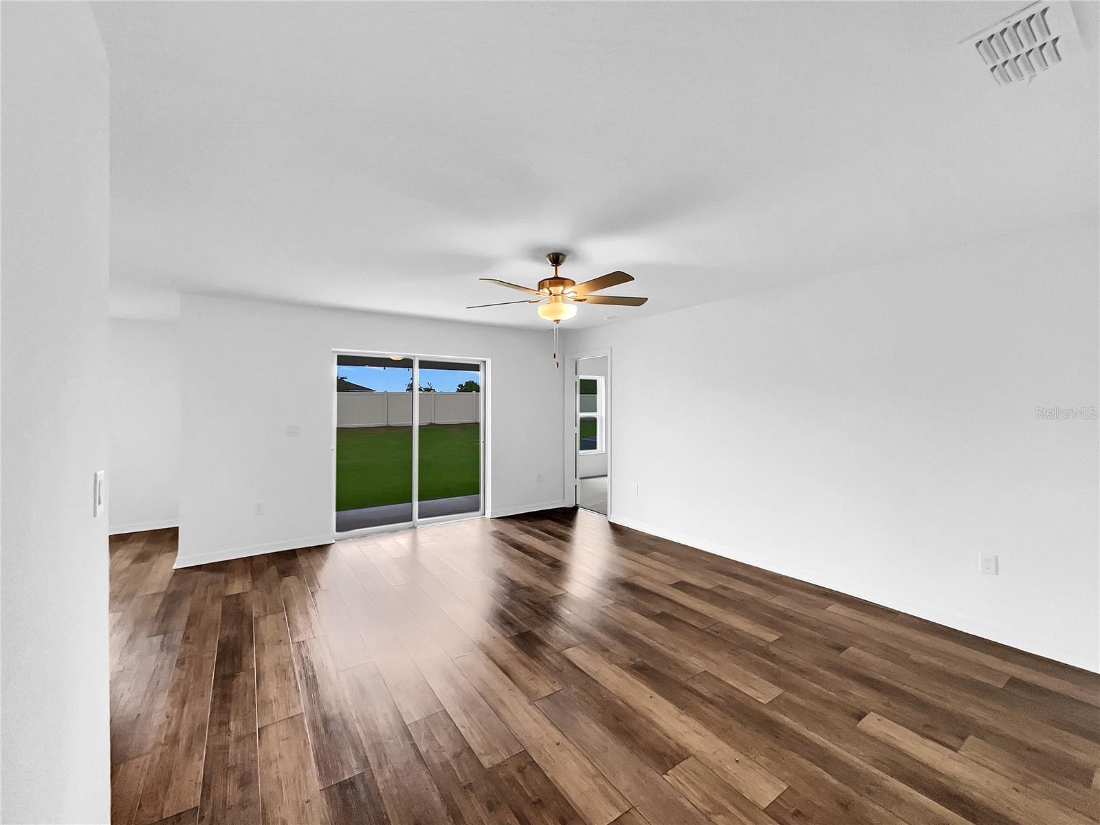 4305 Carrabelle River Ln Property Photo 8