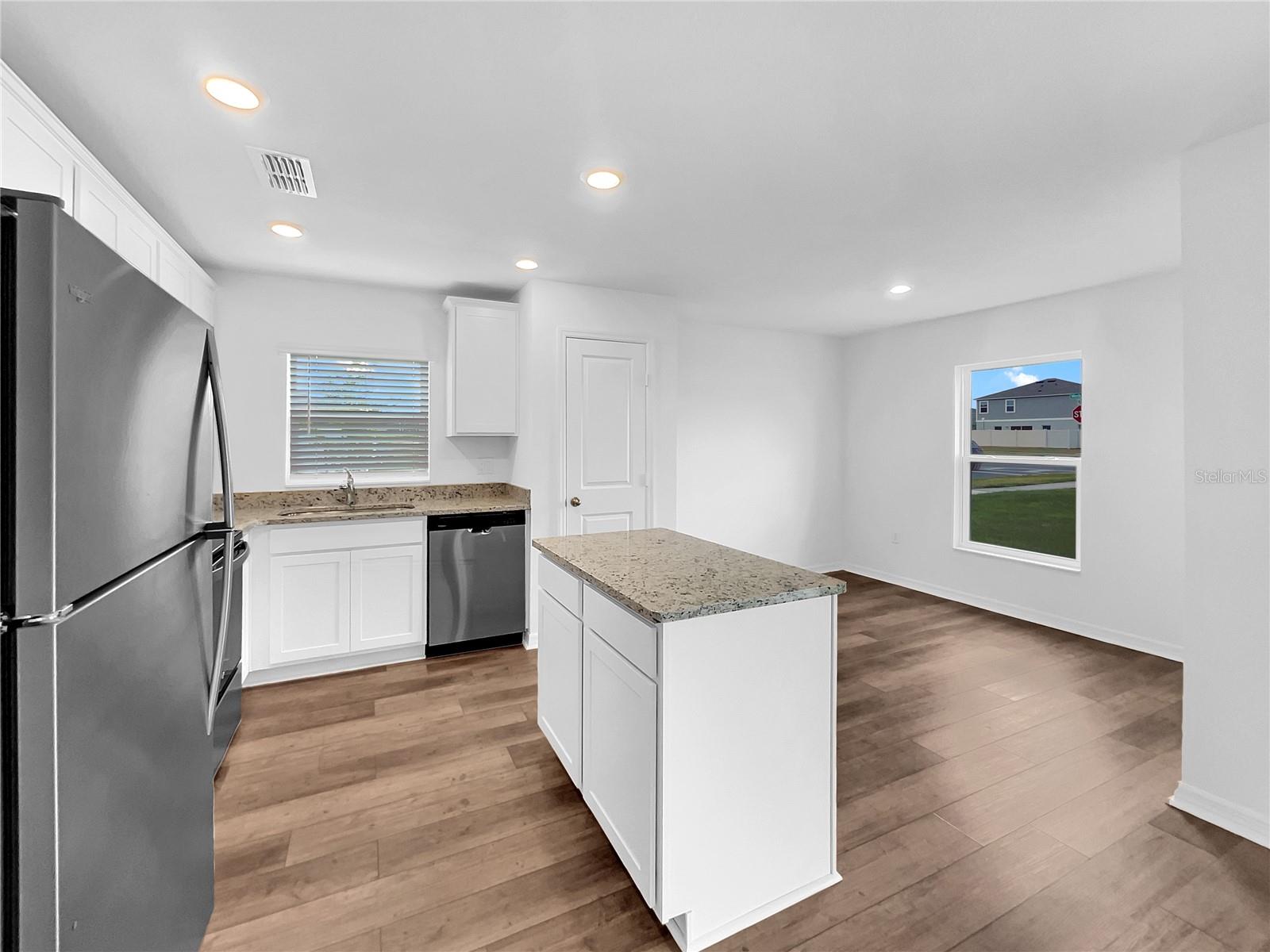 4305 Carrabelle River Ln Property Photo 10