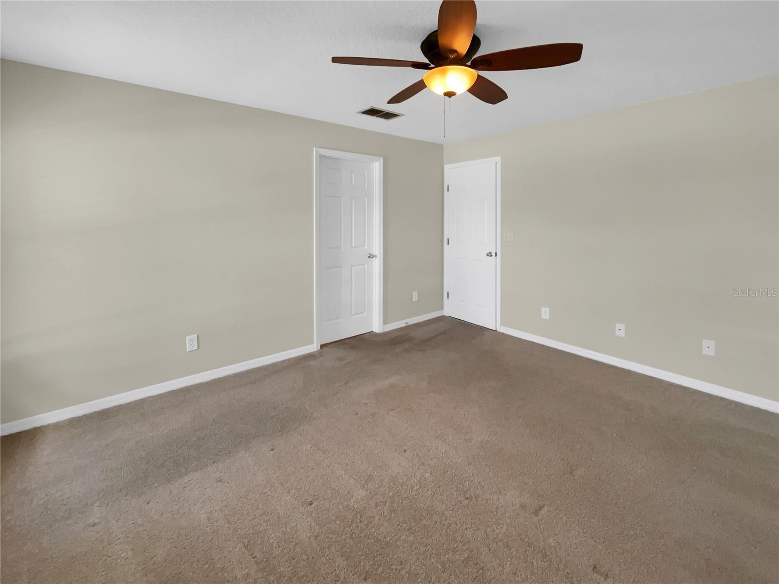 205 Hibiscus St Property Photo 16