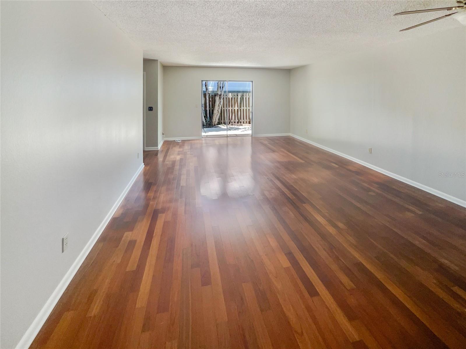 3421 S Carter St #c Property Photo 4
