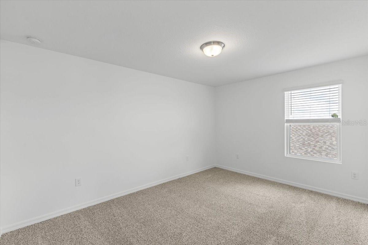 1128 Griffon Ave Property Photo 12