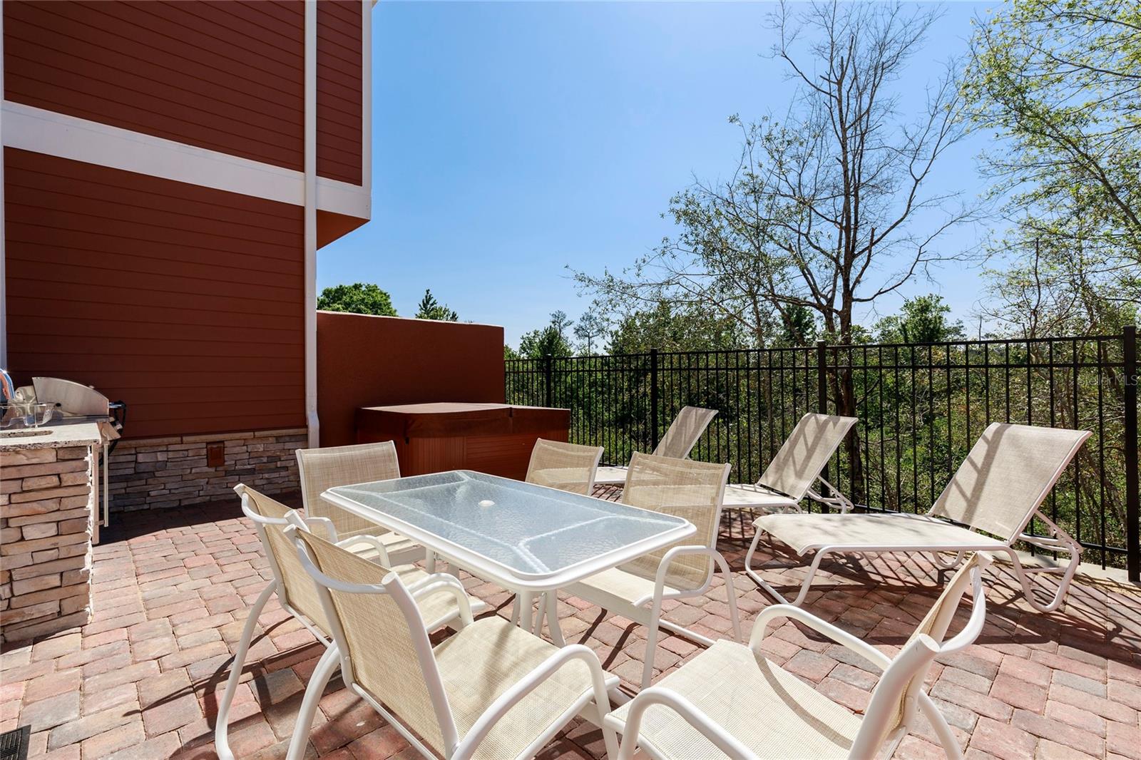 7532 Sunville Ave Property Photo 17