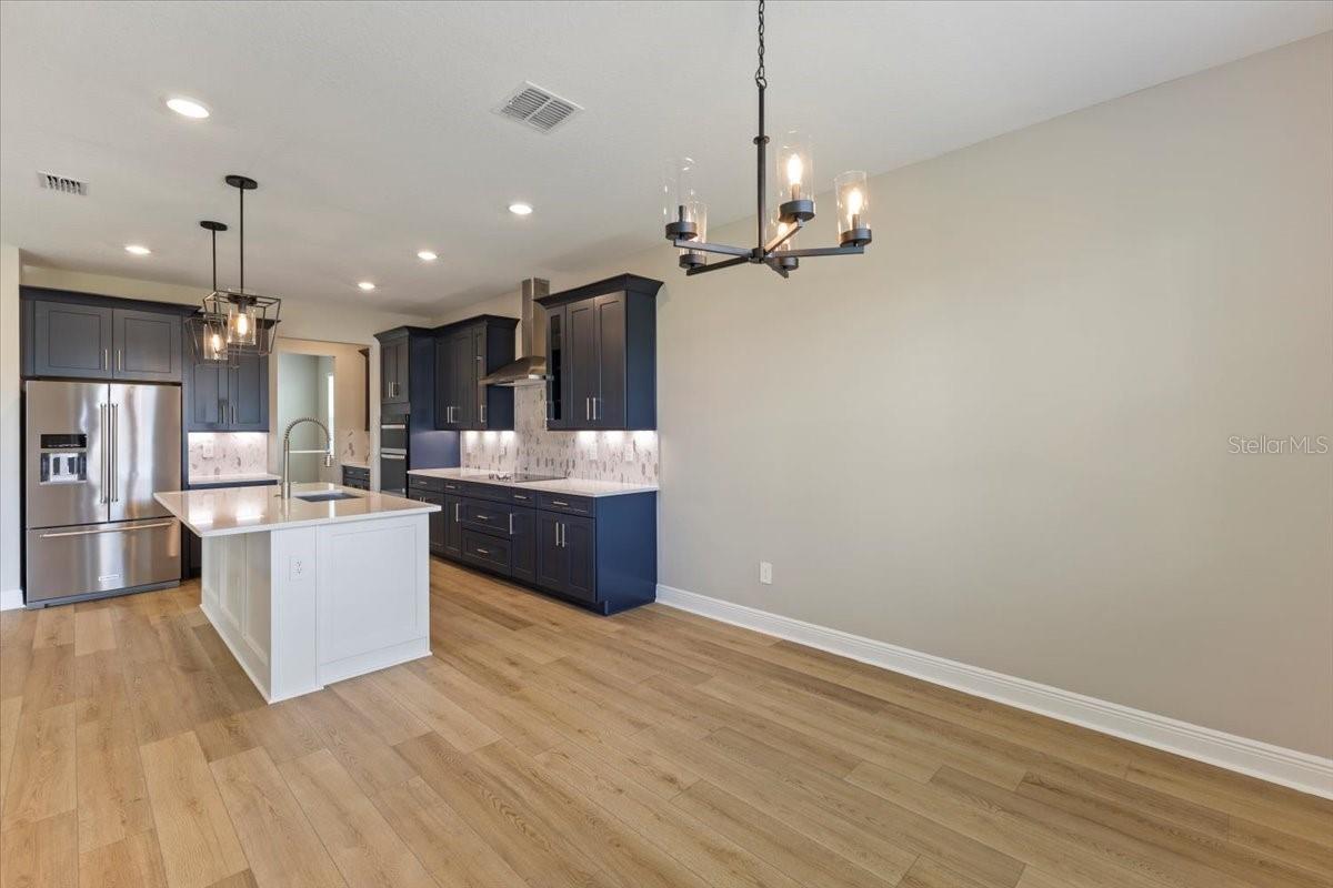 2137 Divot Dr Property Photo 4