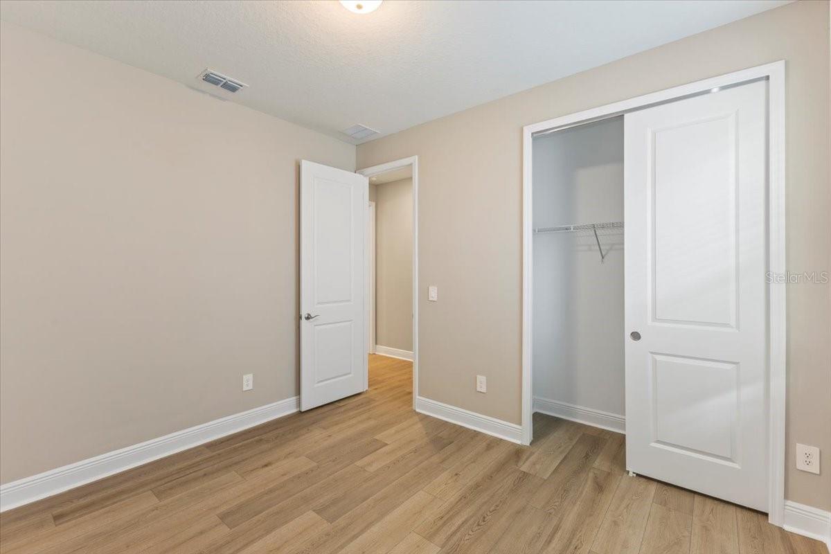2137 Divot Dr Property Photo 14