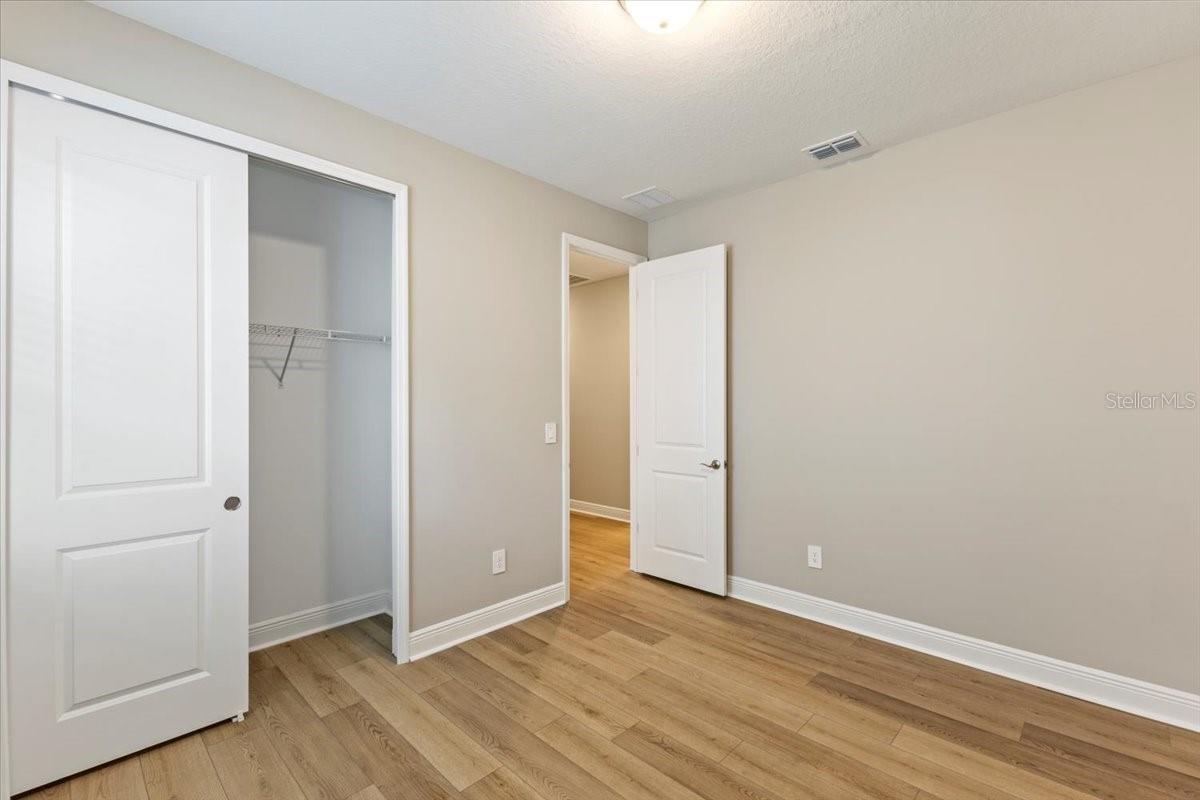 2137 Divot Dr Property Photo 16