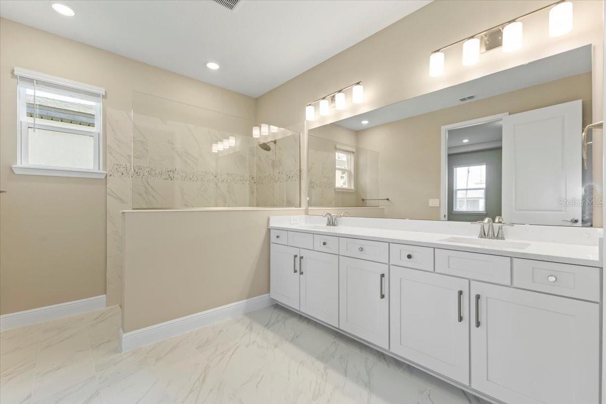 2137 Divot Dr Property Photo 21