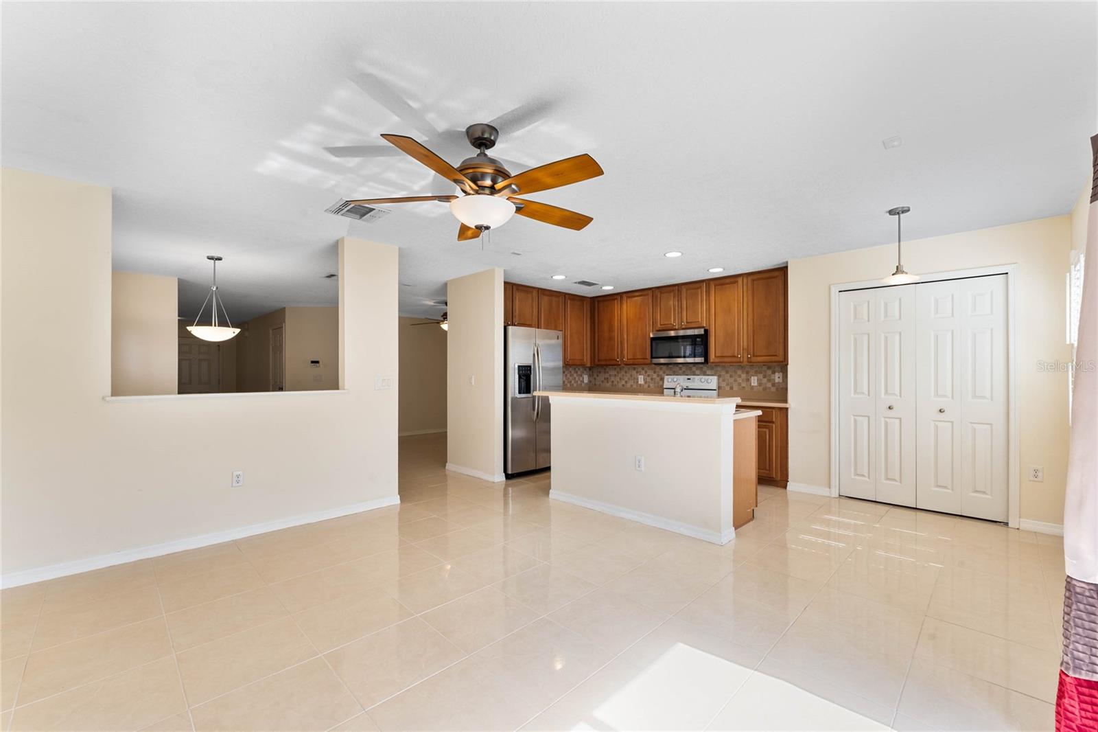 2748 Clinton Heights Ct Property Photo 11