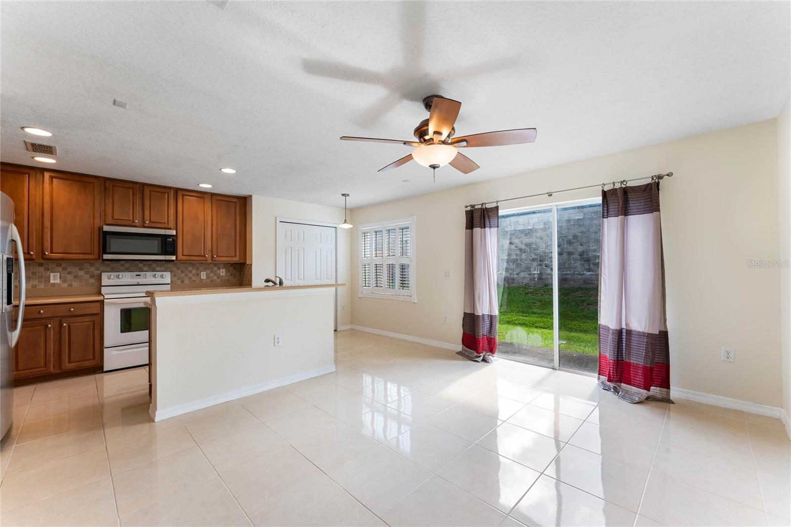 2748 Clinton Heights Ct Property Photo 13