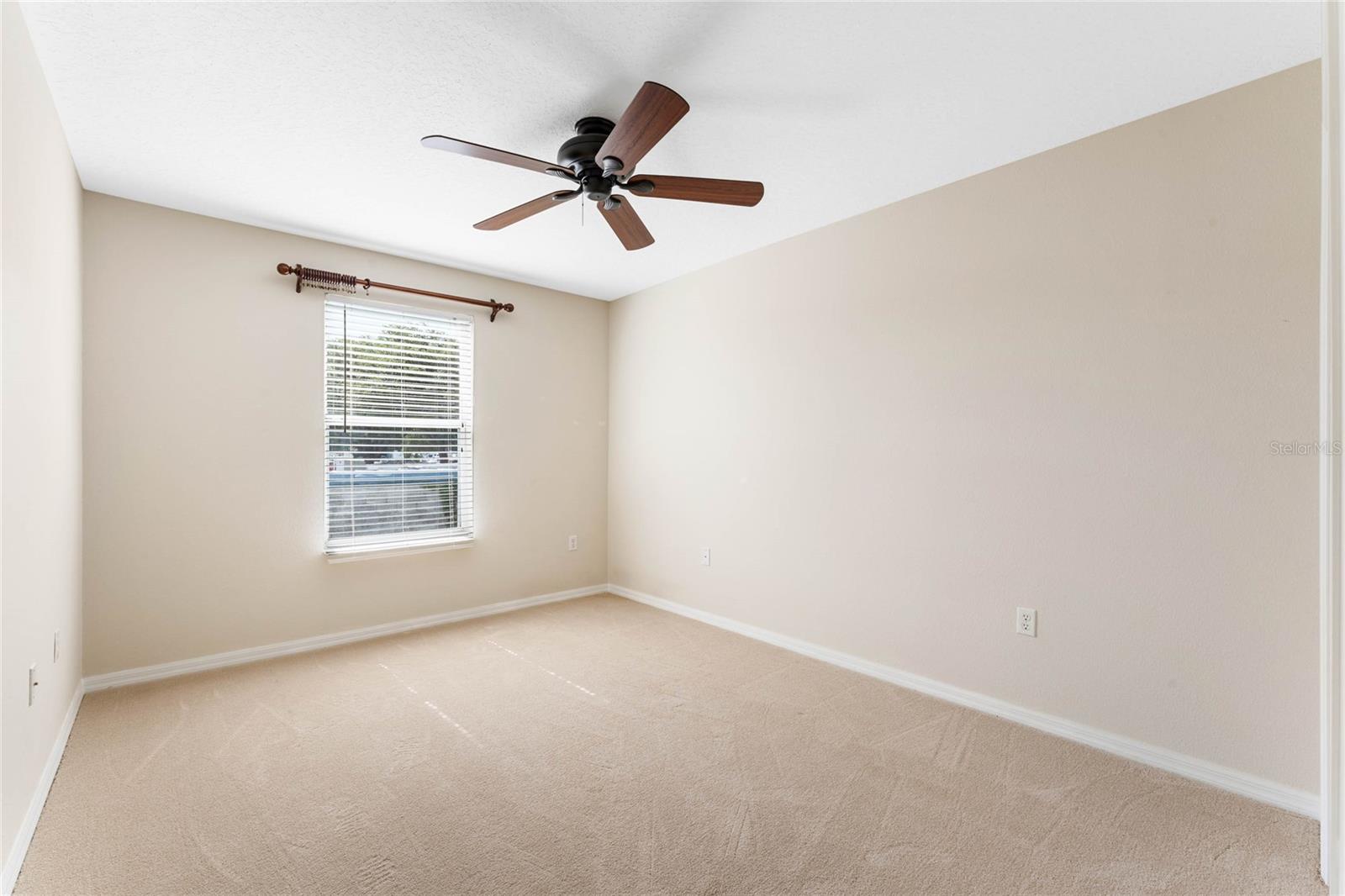 2748 Clinton Heights Ct Property Photo 28