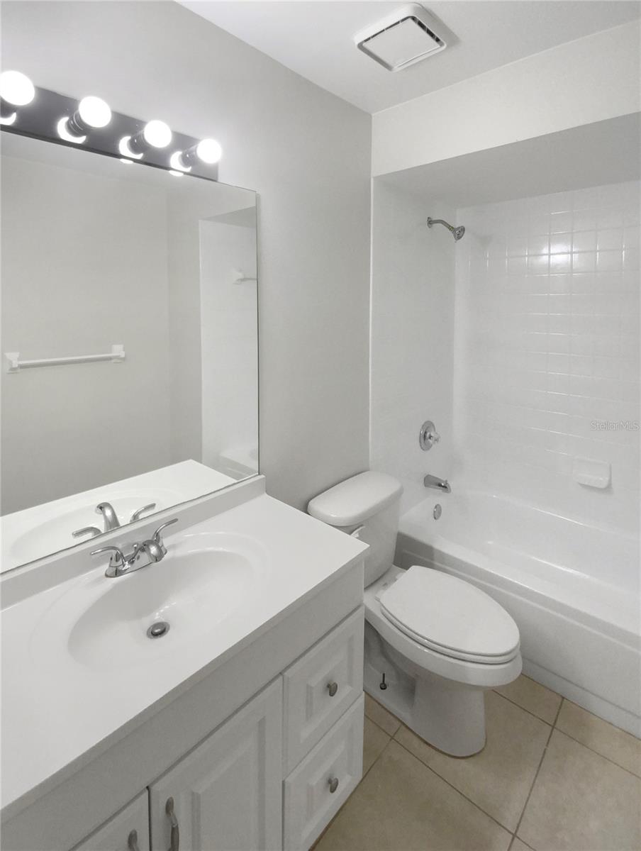 23237 Club Villas Dr Property Photo 13