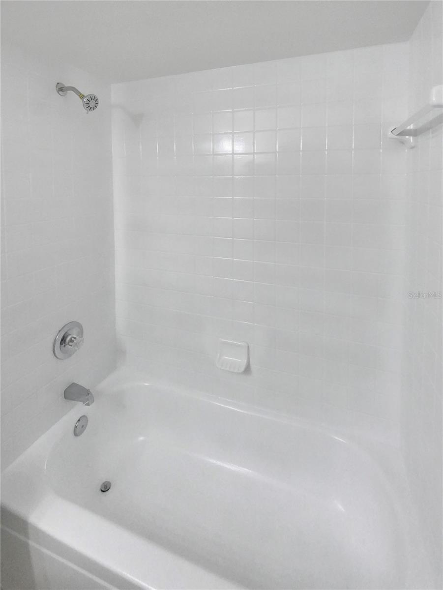 23237 Club Villas Dr Property Photo 14