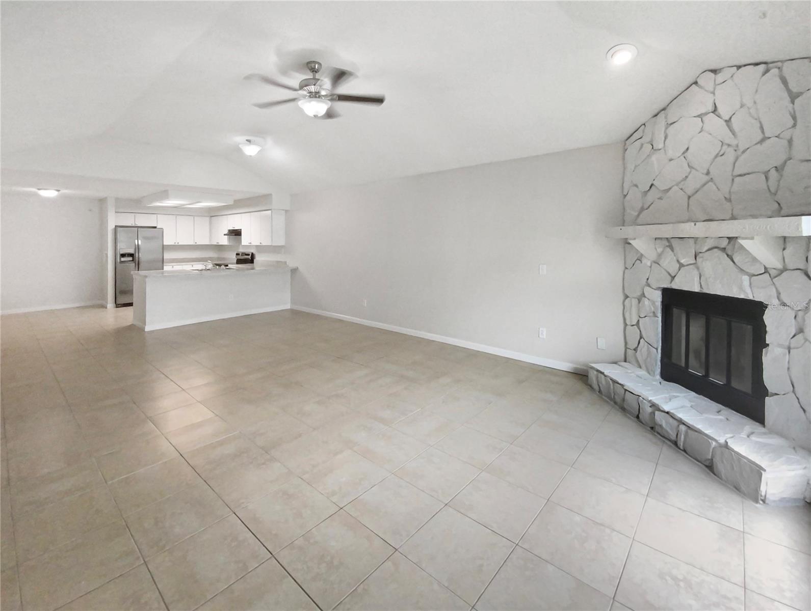 23237 Club Villas Dr Property Photo 27